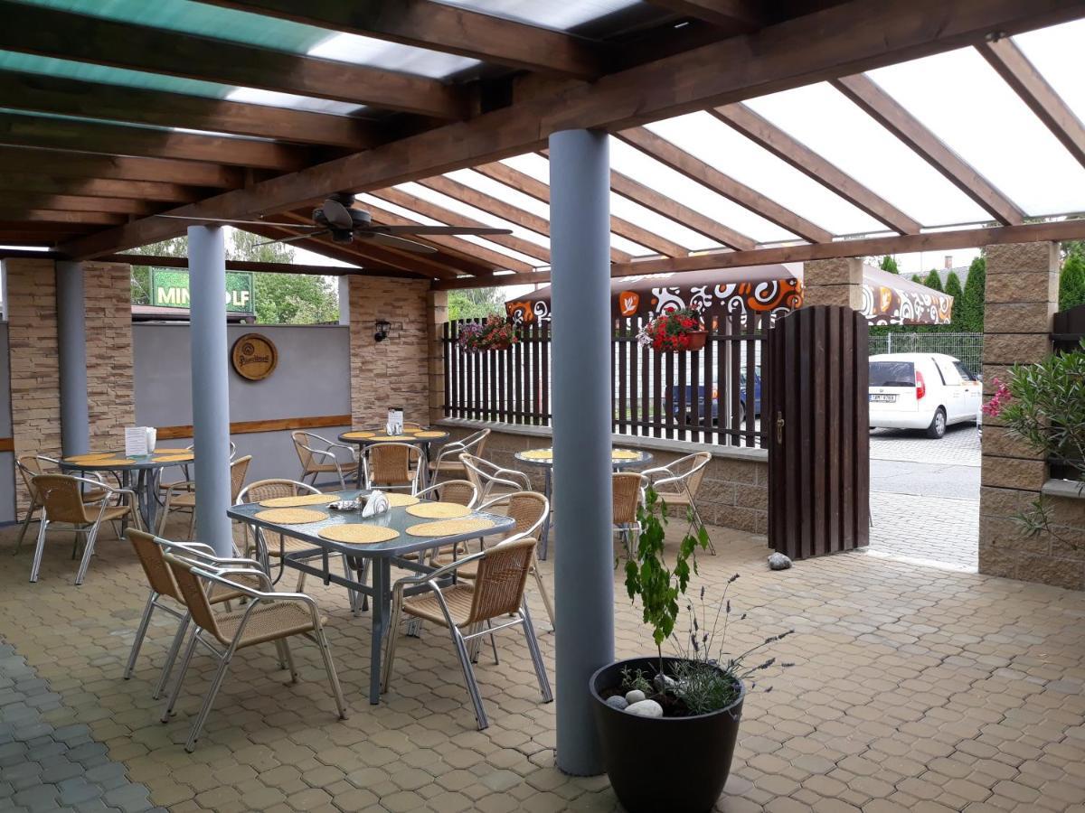Lipník nad Bečou Penzion Fantasy - Restaurant מראה חיצוני תמונה